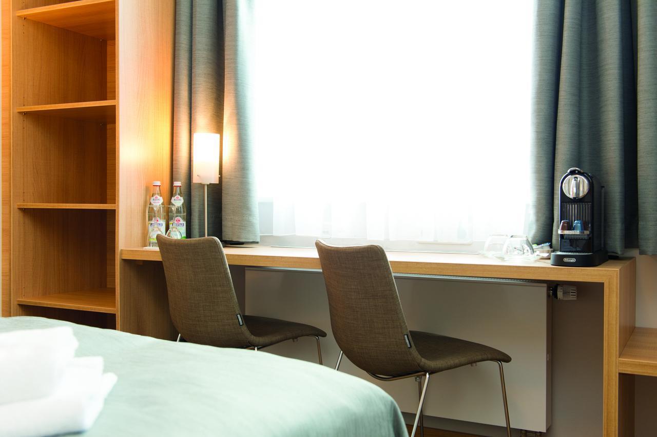 Hotel & Gasthaus Das Roehrl Straubing Buitenkant foto